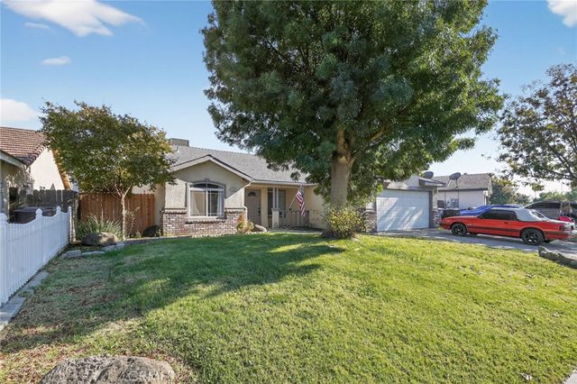 1133 Summer Field, Hanford, CA 93230