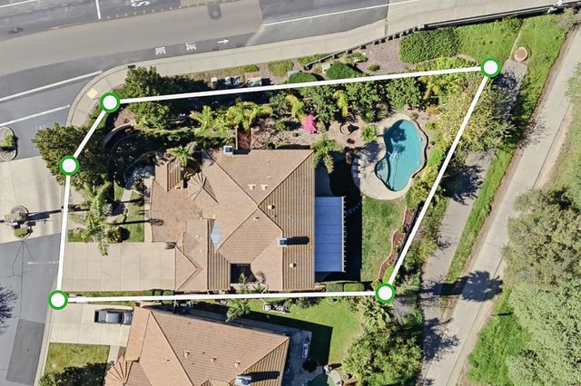 1864 Avondale Dr, Roseville, CA 95747