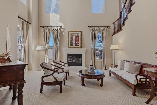 1864 Avondale Dr, Roseville, CA 95747