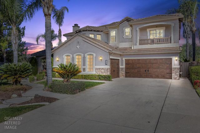 1864 Avondale Dr, Roseville, CA 95747