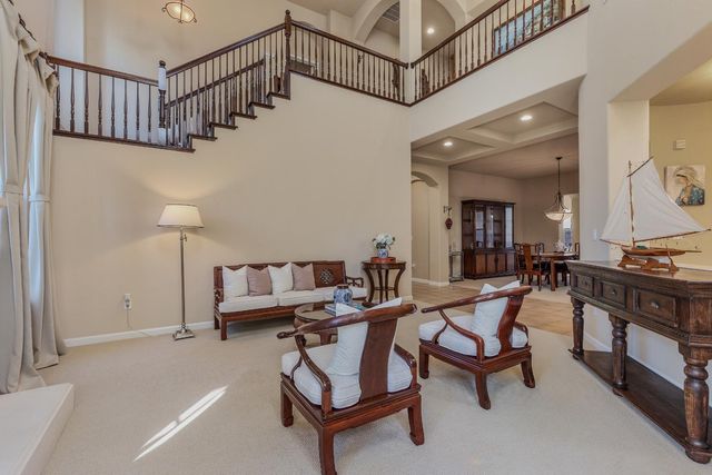 1864 Avondale Dr, Roseville, CA 95747