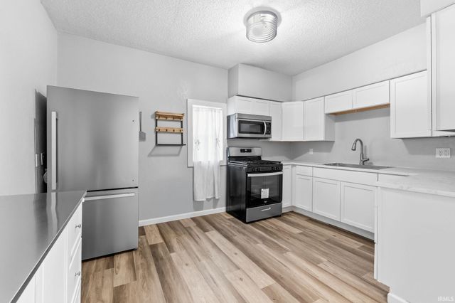 406 Aspenwald Avenue, Elkhart, IN 46516