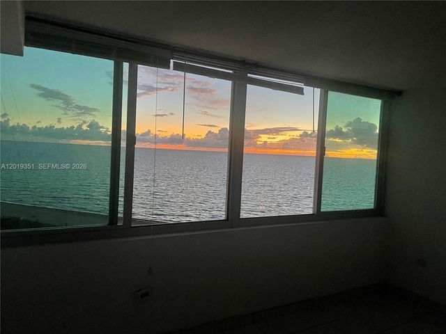 7135 Collins Ave 912, Miami Beach, FL 33141