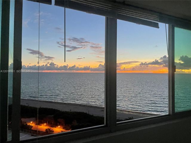 7135 Collins Ave 912, Miami Beach, FL 33141