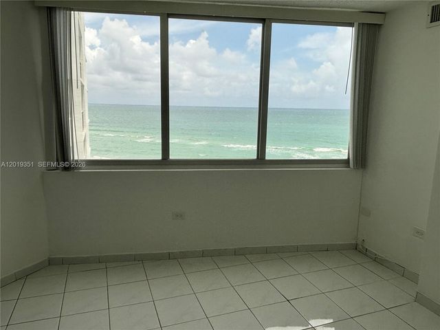 7135 Collins Ave 912, Miami Beach, FL 33141