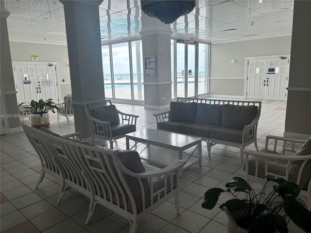 7135 Collins Ave 912, Miami Beach, FL 33141