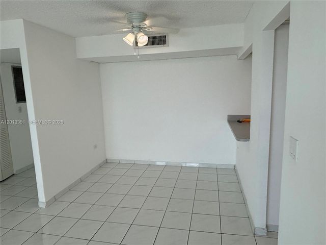 7135 Collins Ave 912, Miami Beach, FL 33141