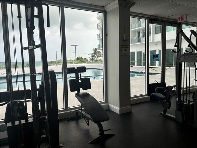 7135 Collins Ave 912, Miami Beach, FL 33141
