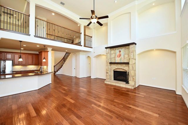 6010 Crystal Water Drive, Richmond, TX 77406