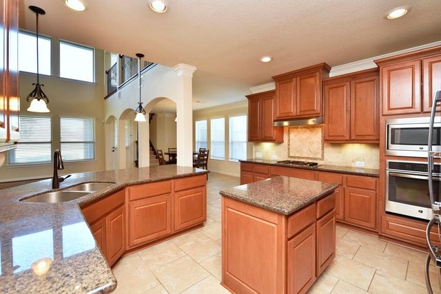 6010 Crystal Water Drive, Richmond, TX 77406