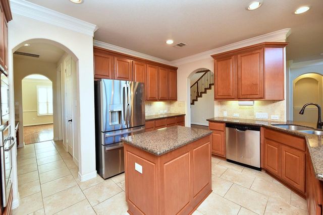 6010 Crystal Water Drive, Richmond, TX 77406