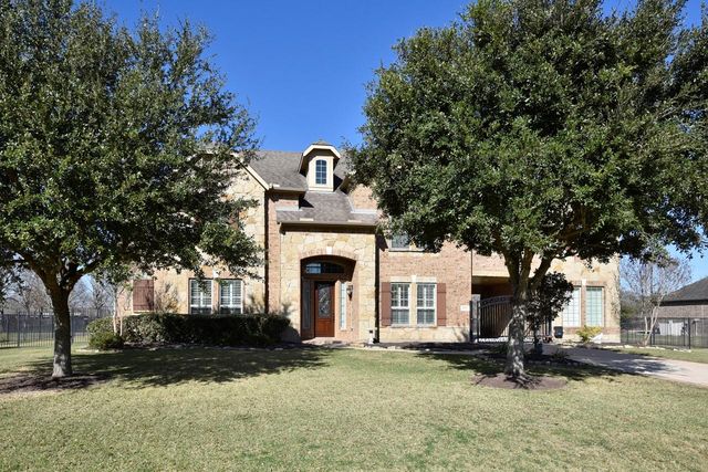 6010 Crystal Water Drive, Richmond, TX 77406