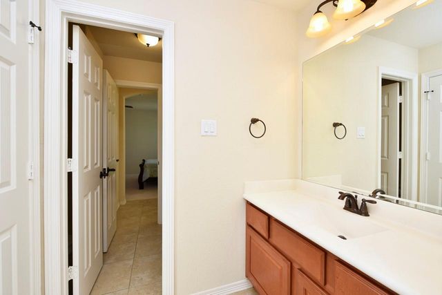 6010 Crystal Water Drive, Richmond, TX 77406