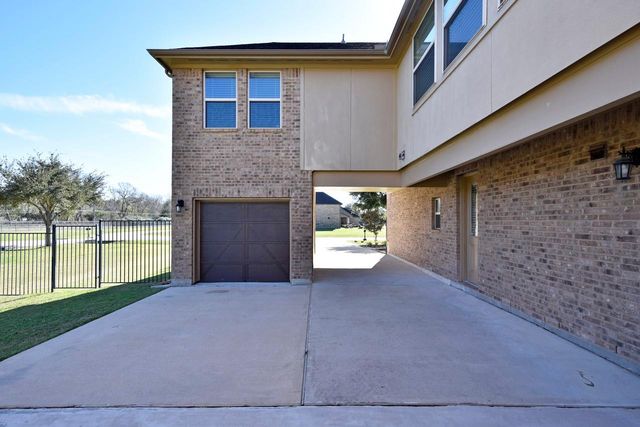 6010 Crystal Water Drive, Richmond, TX 77406