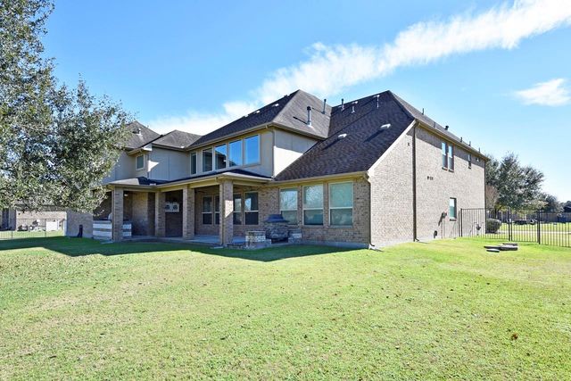 6010 Crystal Water Drive, Richmond, TX 77406