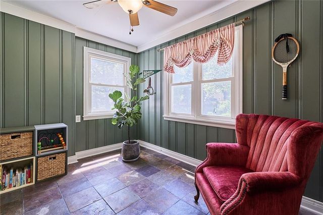 4401 W 53rd Terrace, Roeland Park, KS 66205