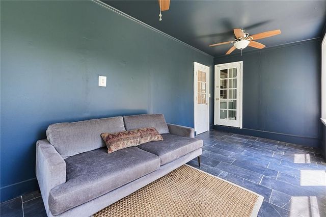 4401 W 53rd Terrace, Roeland Park, KS 66205