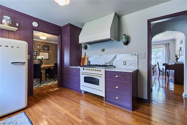 4401 W 53rd Terrace, Roeland Park, KS 66205