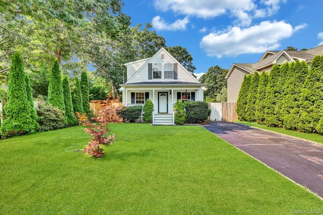 265 Forrest Avenue, Shirley, NY 11967