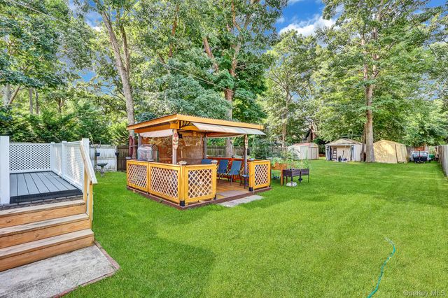 265 Forrest Avenue, Shirley, NY 11967