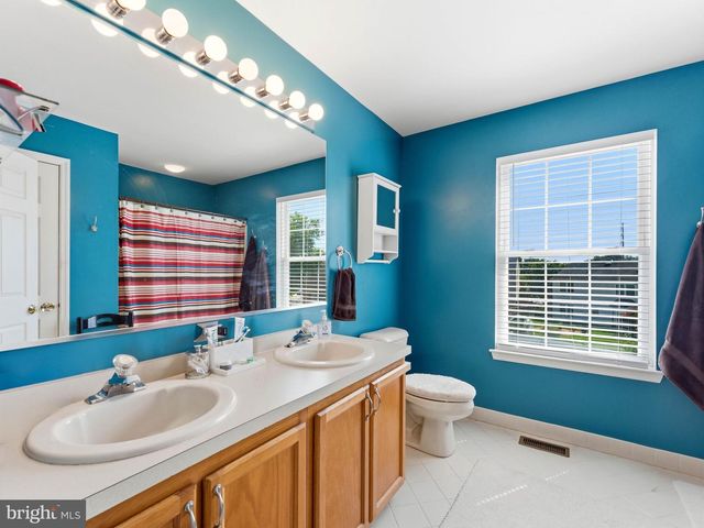 115 SHIRE LN, Swedesboro, NJ 08085