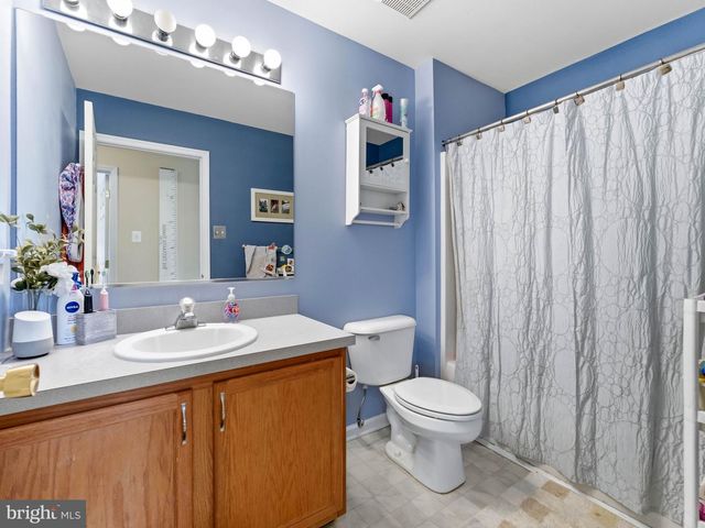 115 SHIRE LN, Swedesboro, NJ 08085