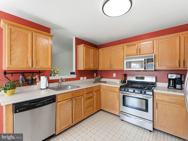 115 SHIRE LN, Swedesboro, NJ 08085