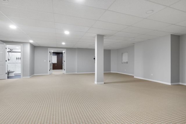 2711 Deering Bay Drive, Naperville, IL 60564