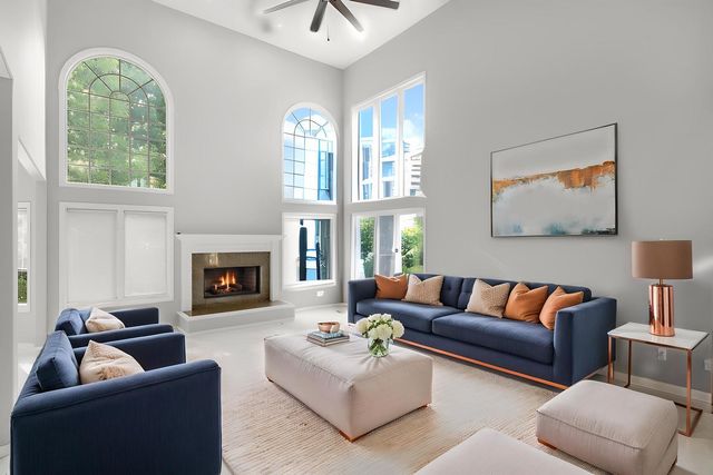 2711 Deering Bay Drive, Naperville, IL 60564