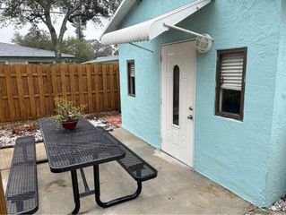 230 SW 15th St, Fort Lauderdale, FL 33315