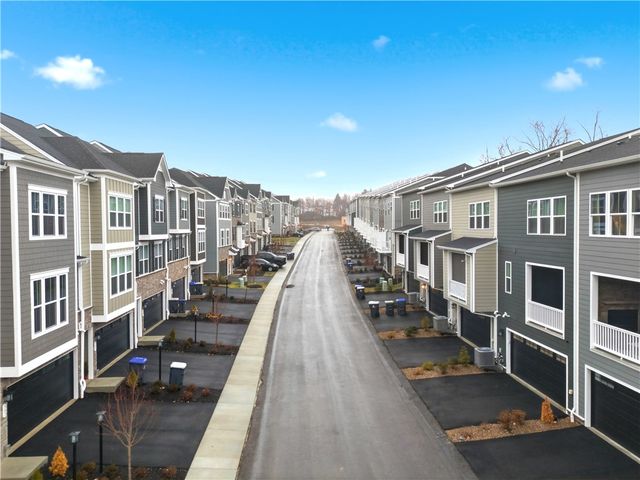 339 Telluride Lane, Cranberry Twp, PA 16066