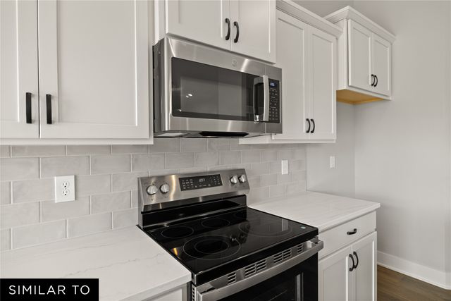 726 NE Crossing Oaks Drive, Ankeny, IA 50021