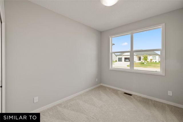 726 NE Crossing Oaks Drive, Ankeny, IA 50021
