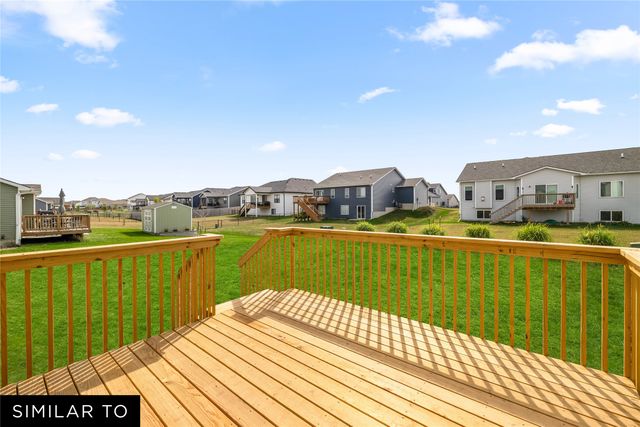 726 NE Crossing Oaks Drive, Ankeny, IA 50021