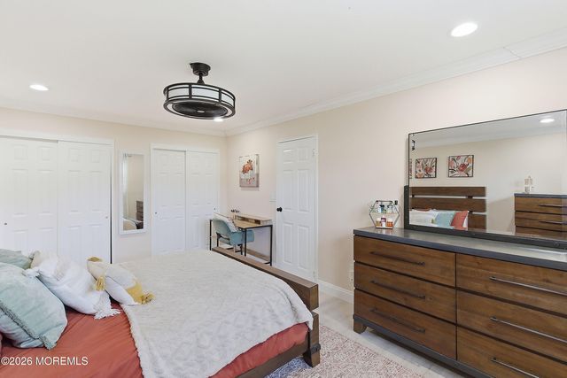 35 Wharfside Drive, Monmouth Beach, NJ 07750