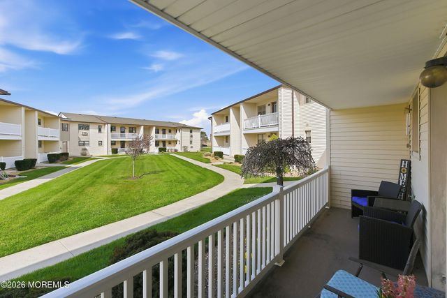 35 Wharfside Drive, Monmouth Beach, NJ 07750