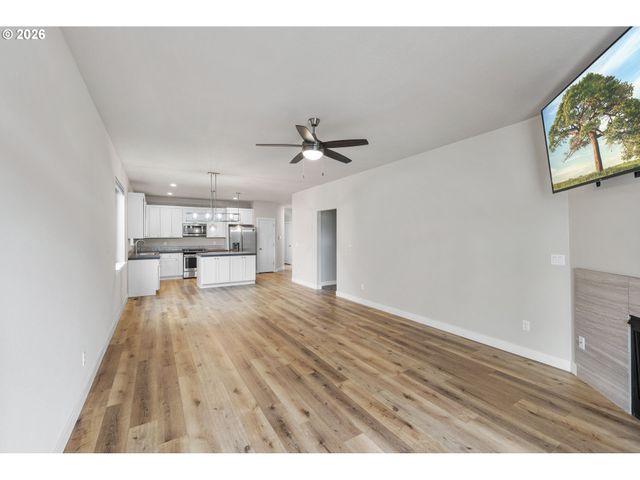 15852 Se TALLINA Dr, Damascus, OR 97089