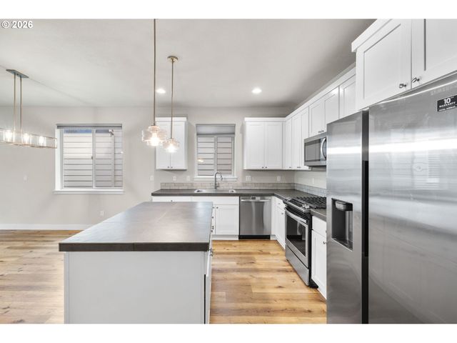 15852 Se TALLINA Dr, Damascus, OR 97089