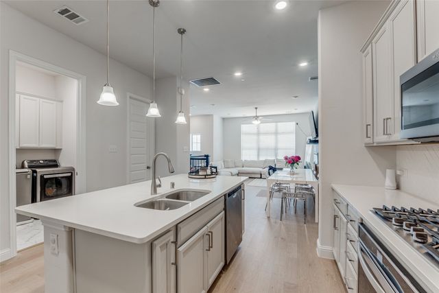 2837 Troutt Drive, Carrollton, TX 75010