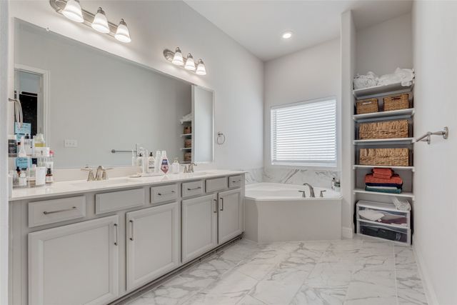 2837 Troutt Drive, Carrollton, TX 75010