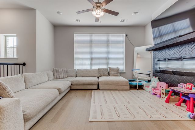 2837 Troutt Drive, Carrollton, TX 75010