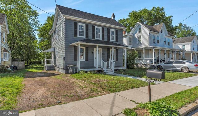 212 BROAD ST, Elmer, NJ 08318