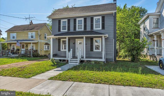 212 BROAD ST, Elmer, NJ 08318