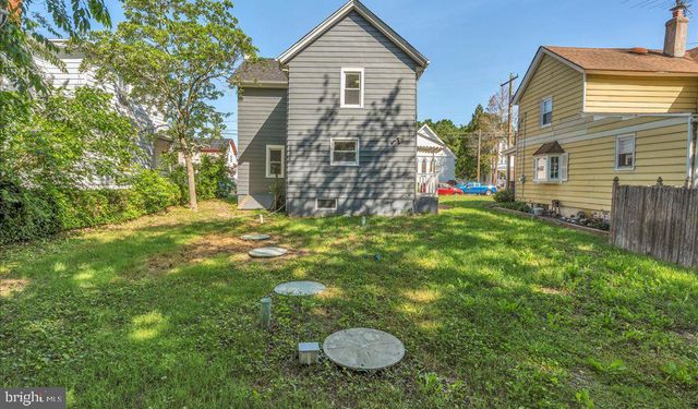 212 BROAD ST, Elmer, NJ 08318