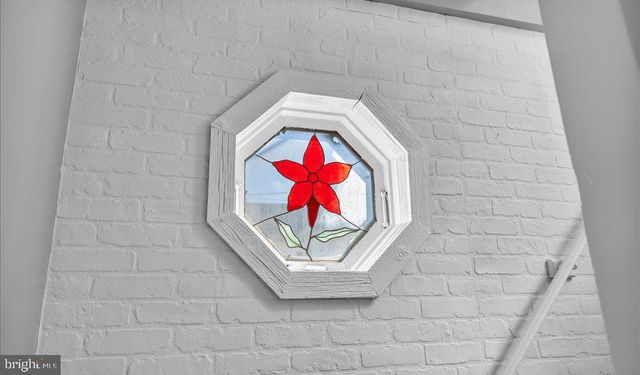 212 BROAD ST, Elmer, NJ 08318