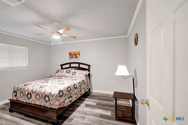 5 Augusta Drive, Seguin, TX 78155