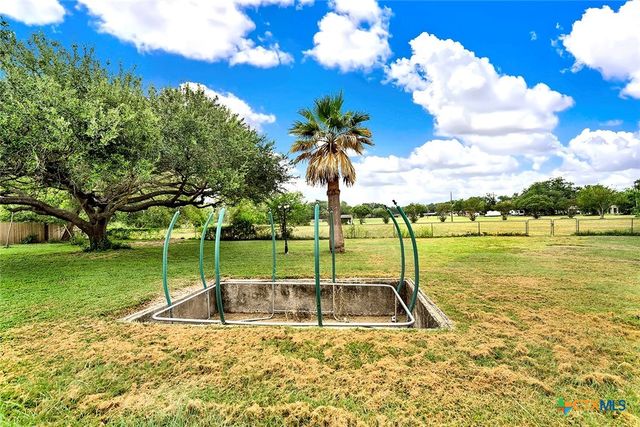 5 Augusta Drive, Seguin, TX 78155