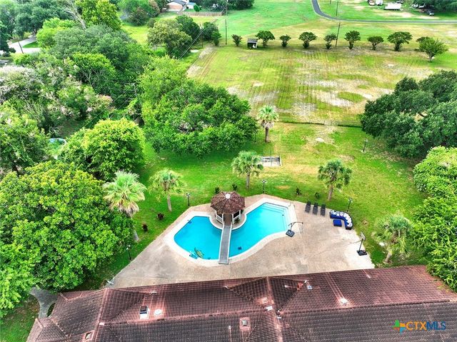 5 Augusta Drive, Seguin, TX 78155