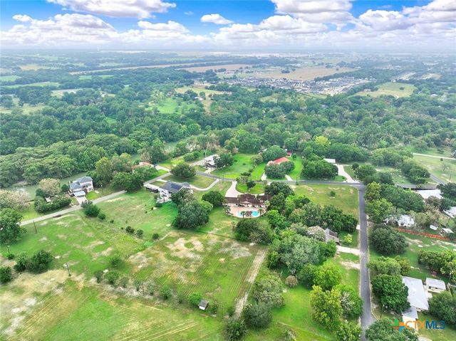 5 Augusta Drive, Seguin, TX 78155