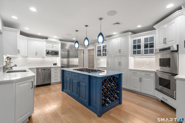 13 Riverfield Drive, Westport, CT 06880